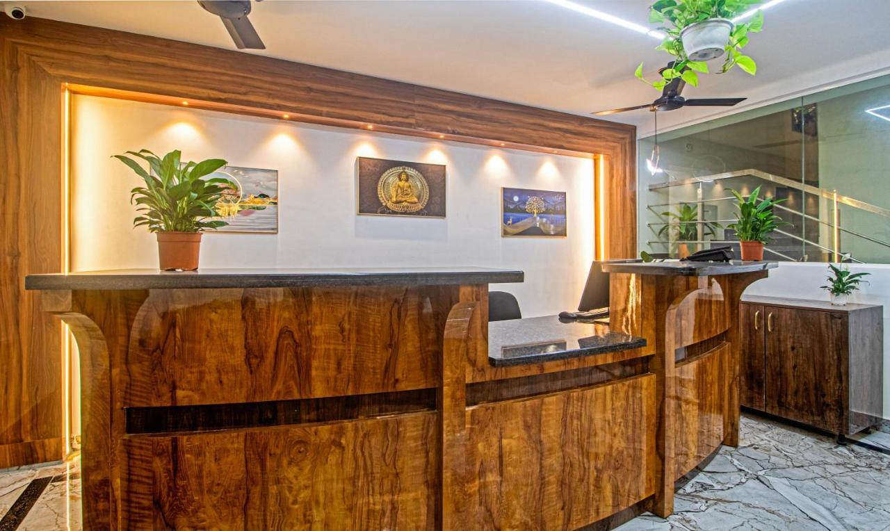Treebo Navya The Park Hotel Hyderabad Exterior photo